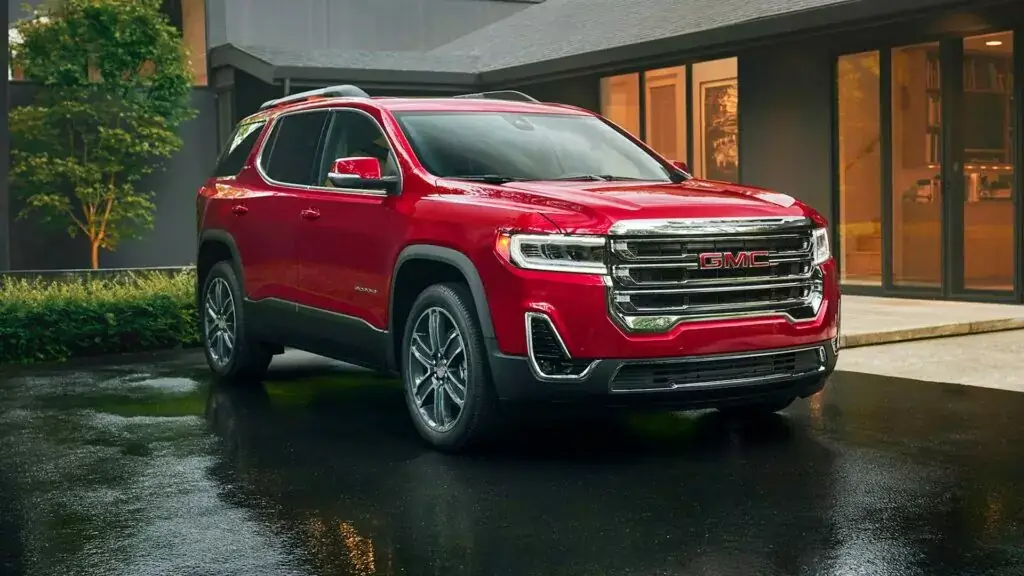 1. Mejor año: GMC Acadia 2023 (calificación de 4.26)