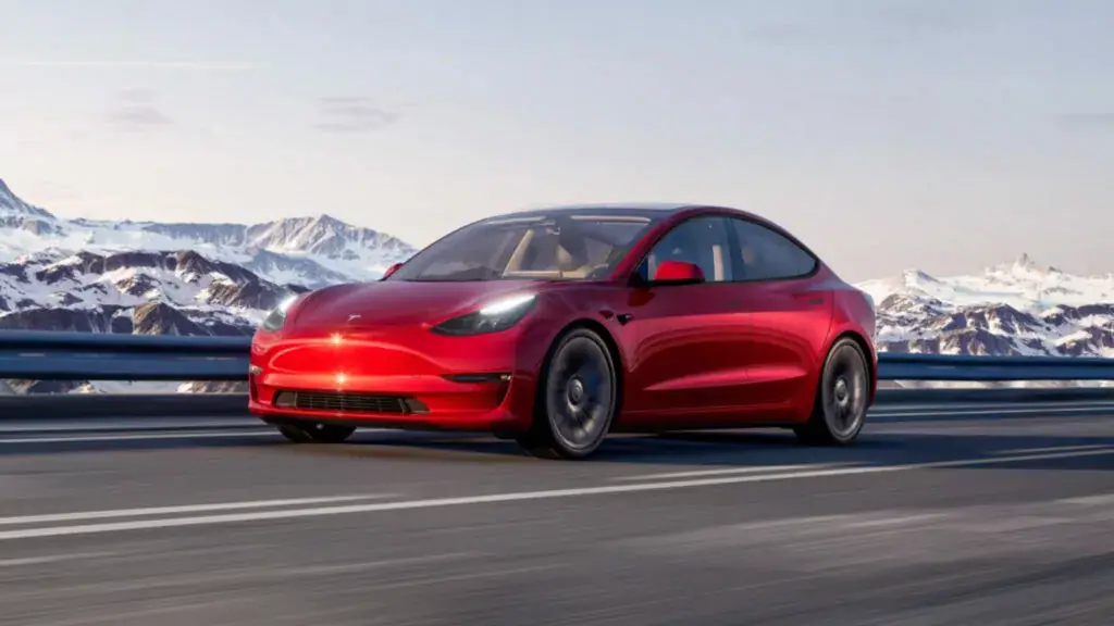 1. Mejor año: Tesla Model Y 2023 (calificación de 4.05)