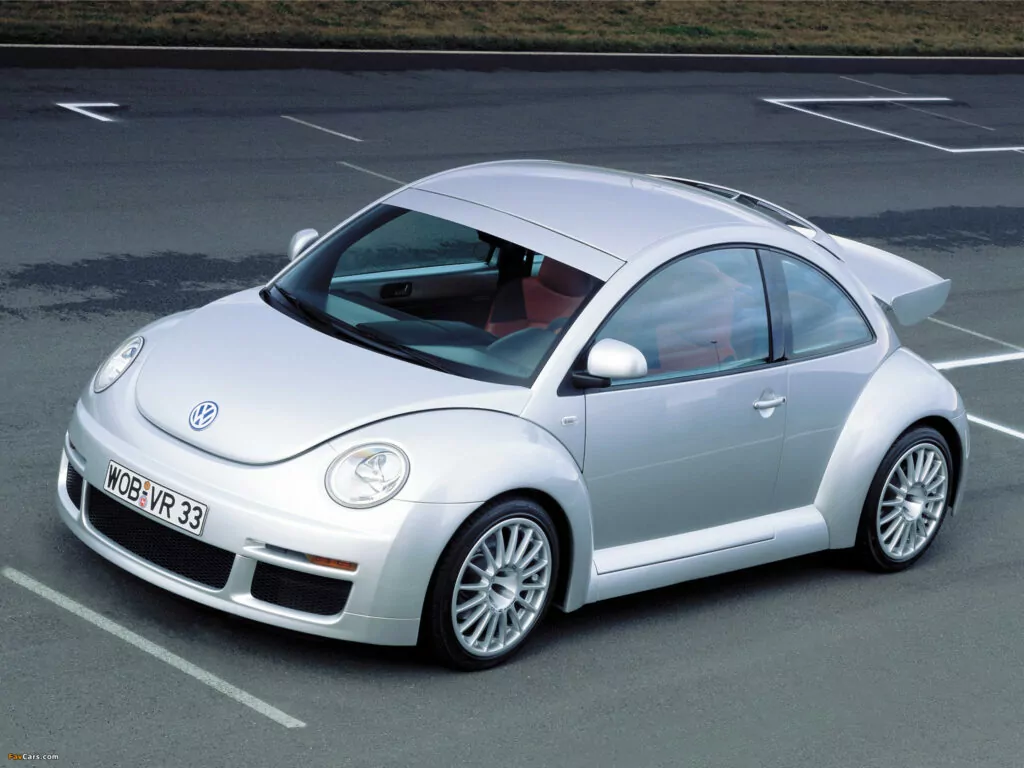 #1 Peor año: Volkswagen Beetle 2000 (calificación de 2.64) #1 Peor año: Volkswagen Beetle 2000 (calificación de 2.64)