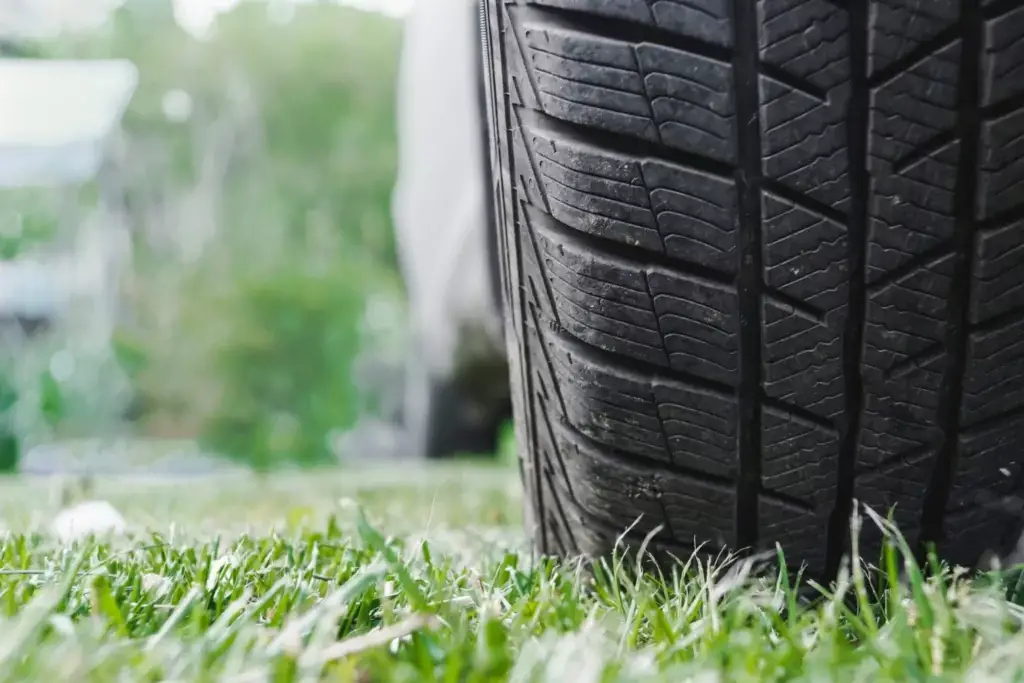 1. Continental CrossContact LX25 (Touring para todas las estaciones)