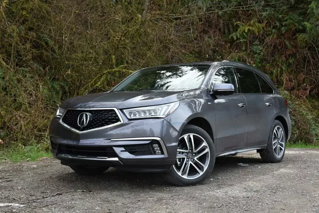 10. Peor año: Acura MDX 2017 (calificación de 3.91)