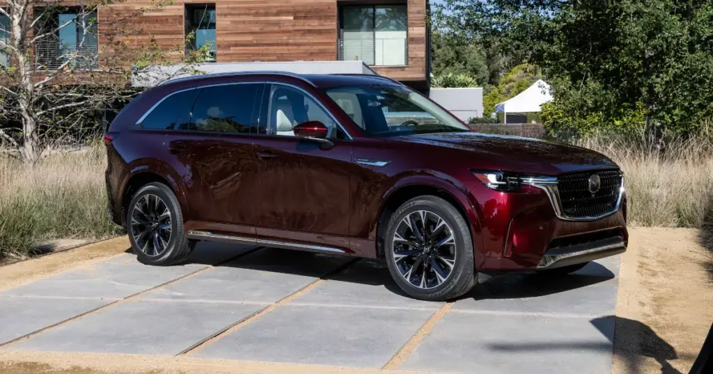 11. Mazda CX-90 Híbrido 2024:
