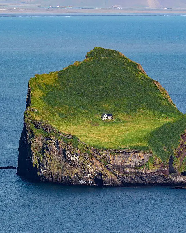 La casa más solitaria del mundo