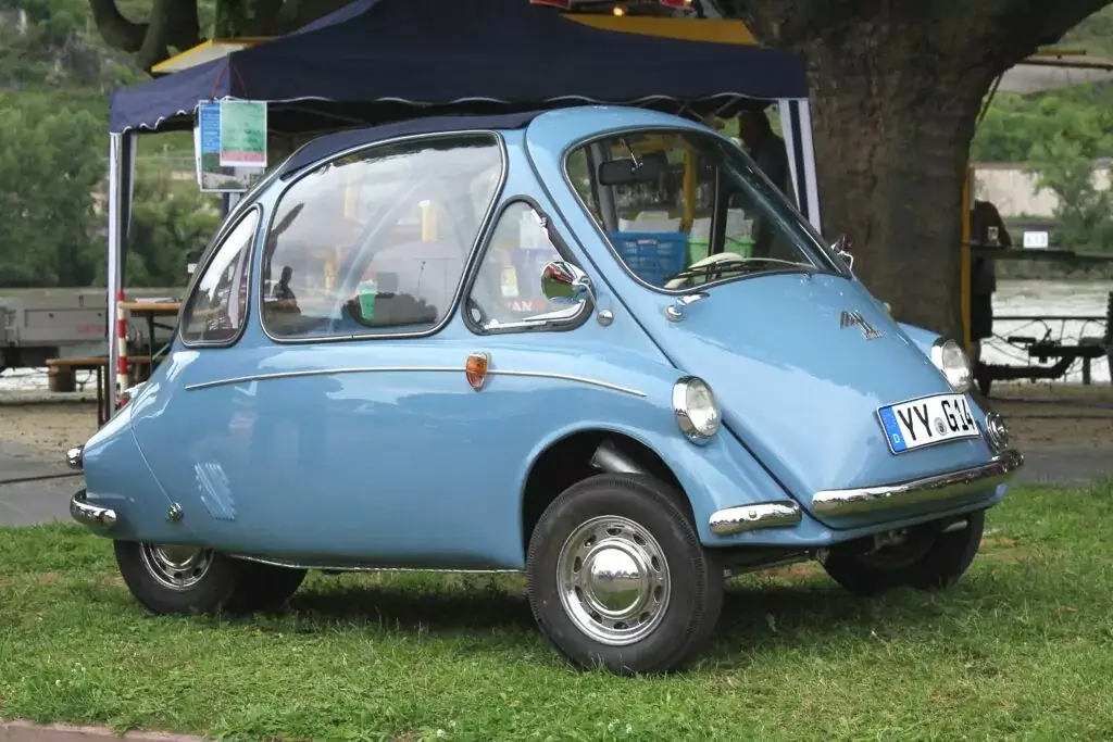 13. Microcoche