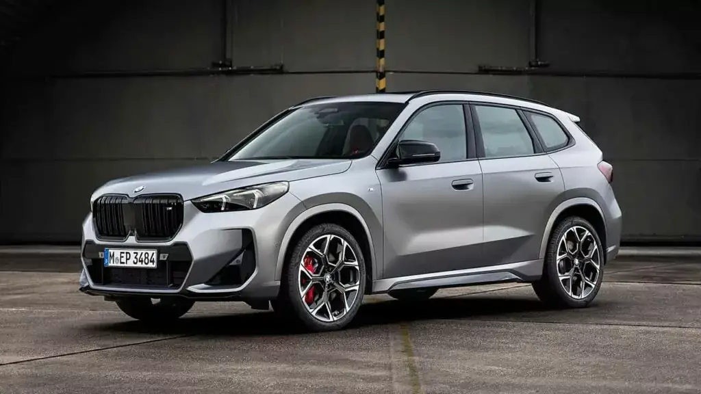 17.BMW X1 2024