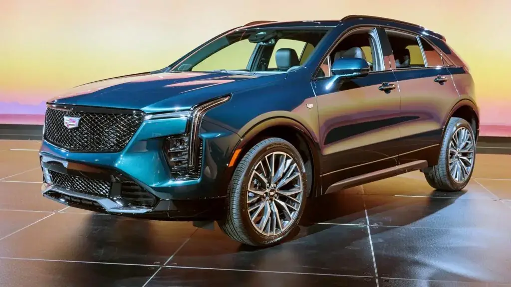 18. Cadillac XT4 2024