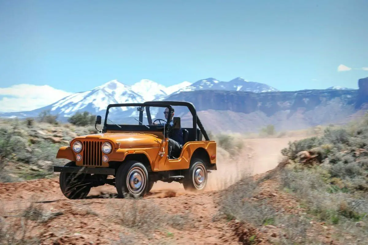 1973 Jeep CJ-5 - Foto de Jeep