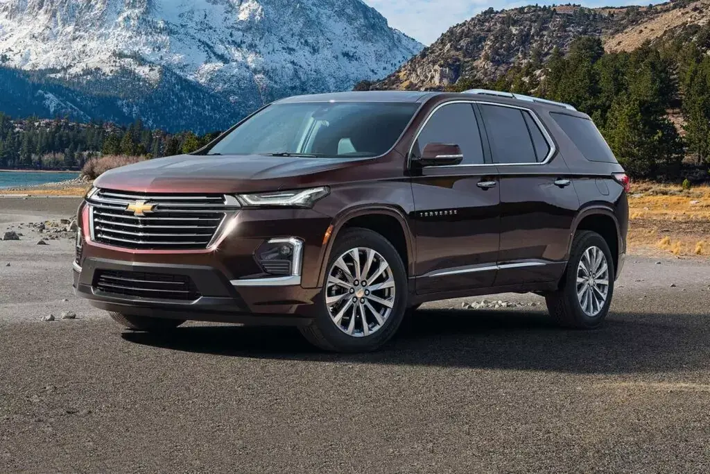 2. Mejor año: Chevy Traverse 2023 (calificación de 4.40)