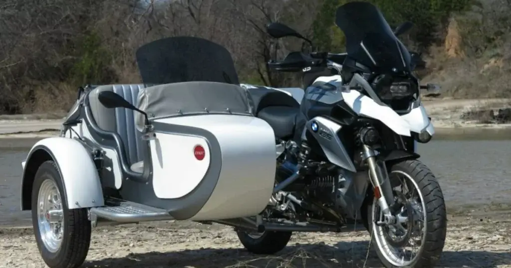 2.BMW R1200GS