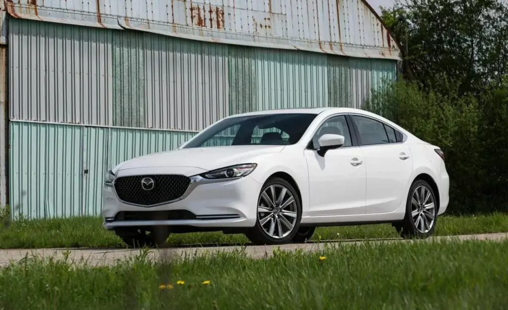 2. Mazda6 2019 (calificación de 4.55)