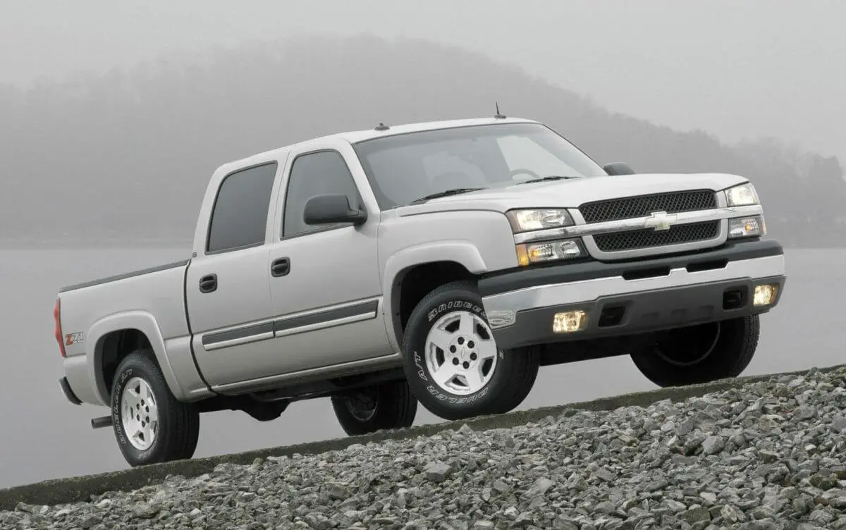 2004 Chevrolet Silverado - Foto de Chevrolet