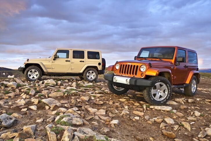 2011 Jeep Wrangler Sahara y Wrangler Unlimited Sahara - Foto de Stellantis