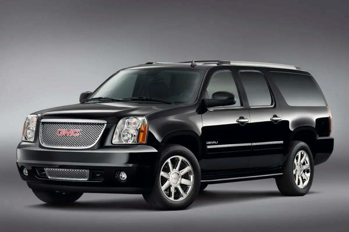 2013 GMC Chevy Yukon XL Denali - Foto por GMC