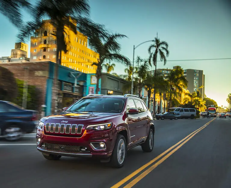Jeep Cherokee 2019 - Foto de Stellantis