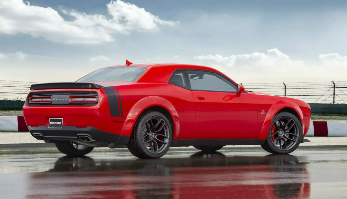 Dodge Challenger R/T Scat Pack 2020 - Foto de Dodge