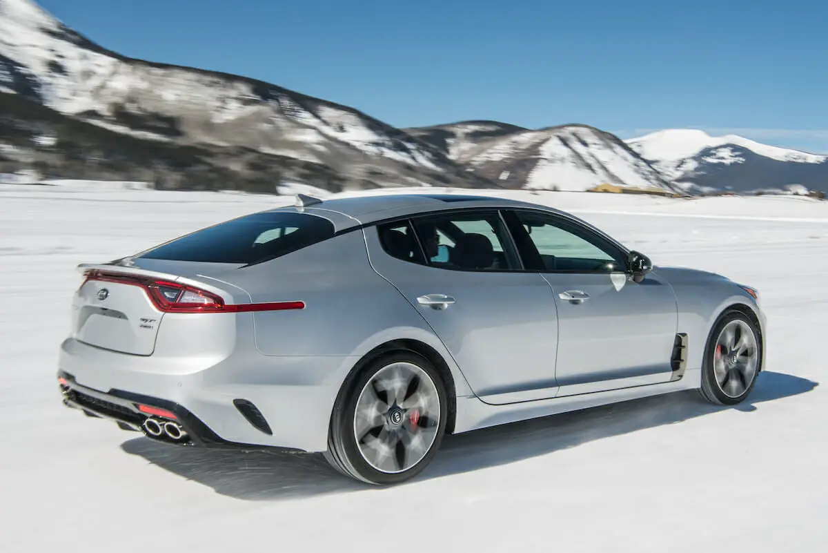 Kia Stinger 2020 - Foto de Kia