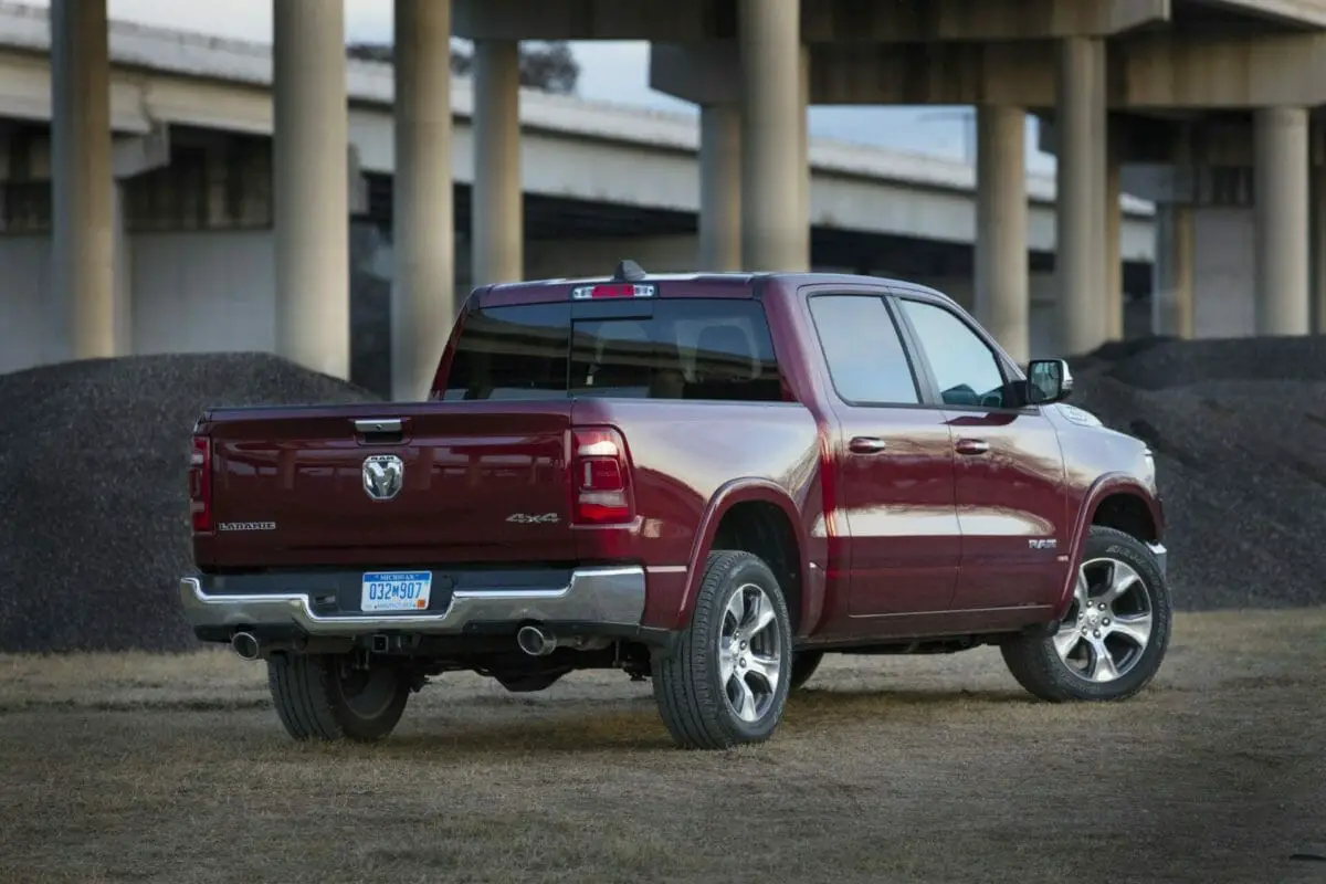 RAM 2020 1500 - Foto de Dodge