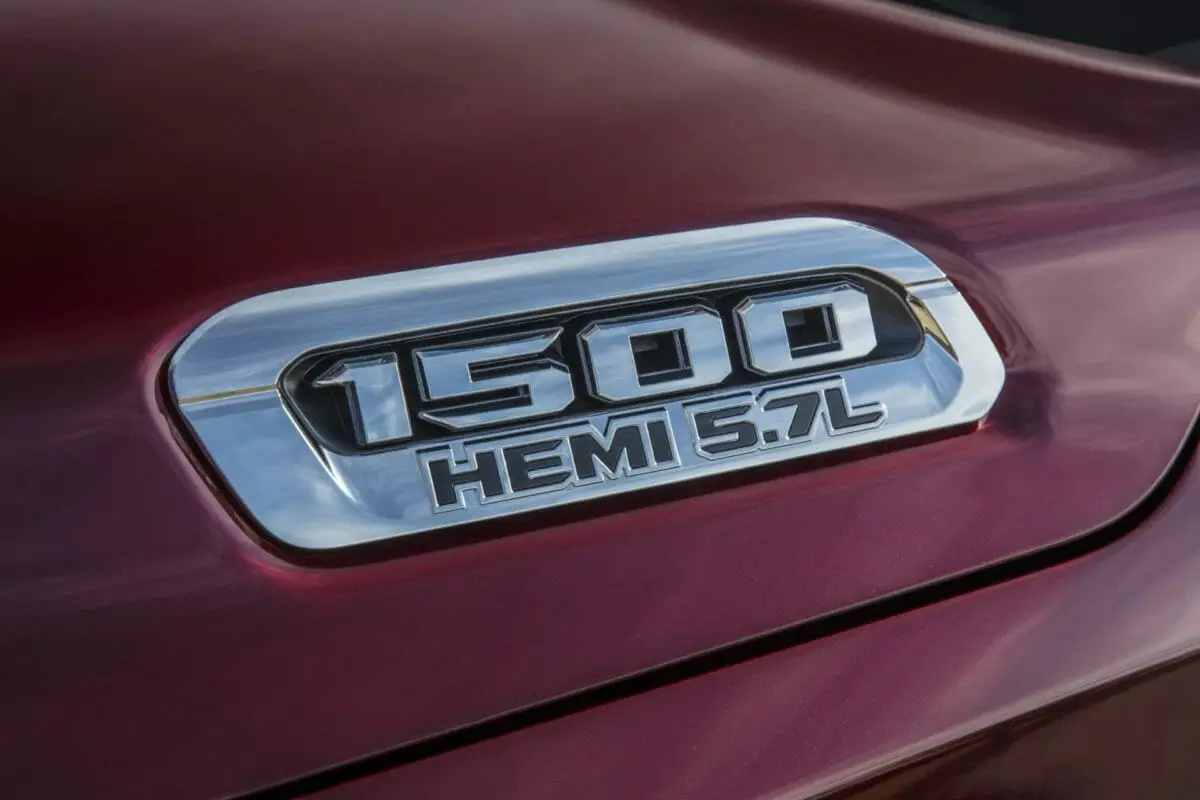 RAM 2020 Limited Hemi 1500.5 7 - Foto de Dodge