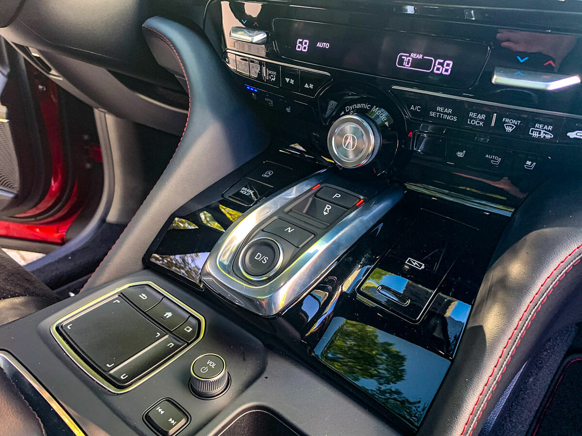 Acura MDX 2022 - Foto de William Byrd