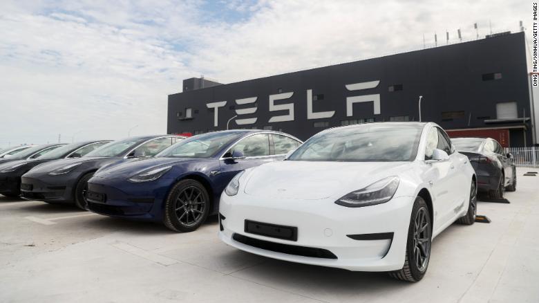 ¿Podrá Volkswagen superar pronto a Tesla?