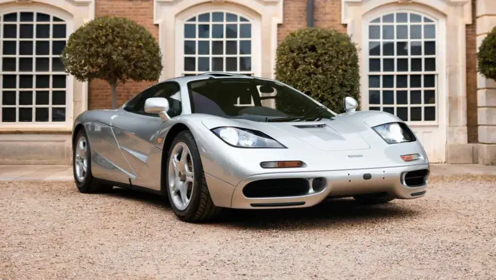 22. McLaren F1 – 240,14 mph