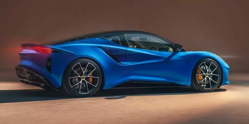 24: Coches Lotus:
