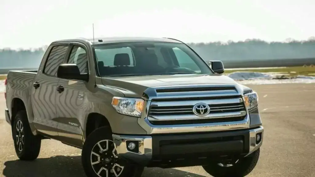#3 Mejor año: Toyota Tundra 2017 (calificación de 4.22)