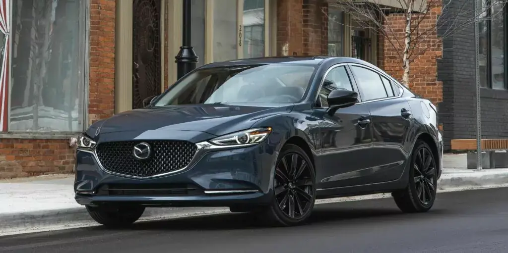 3. Mazda6 2021 (calificación de 4.53)