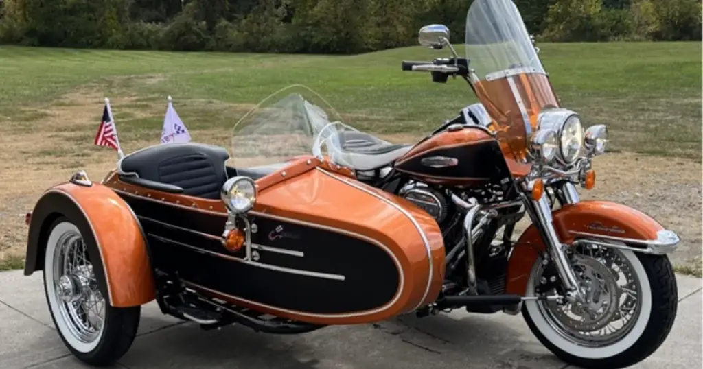 3. Sidecar Harley Davison Highway King