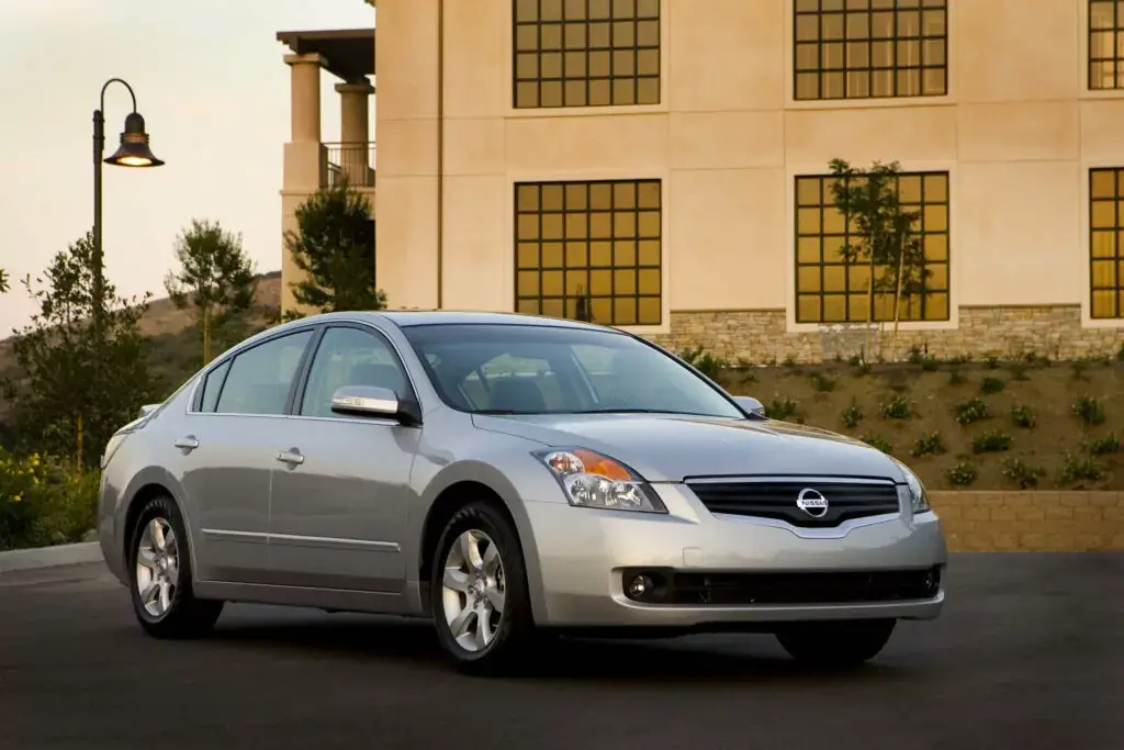 #4 Peor año: Nissan Altima 2009 (calificación de 3.64)