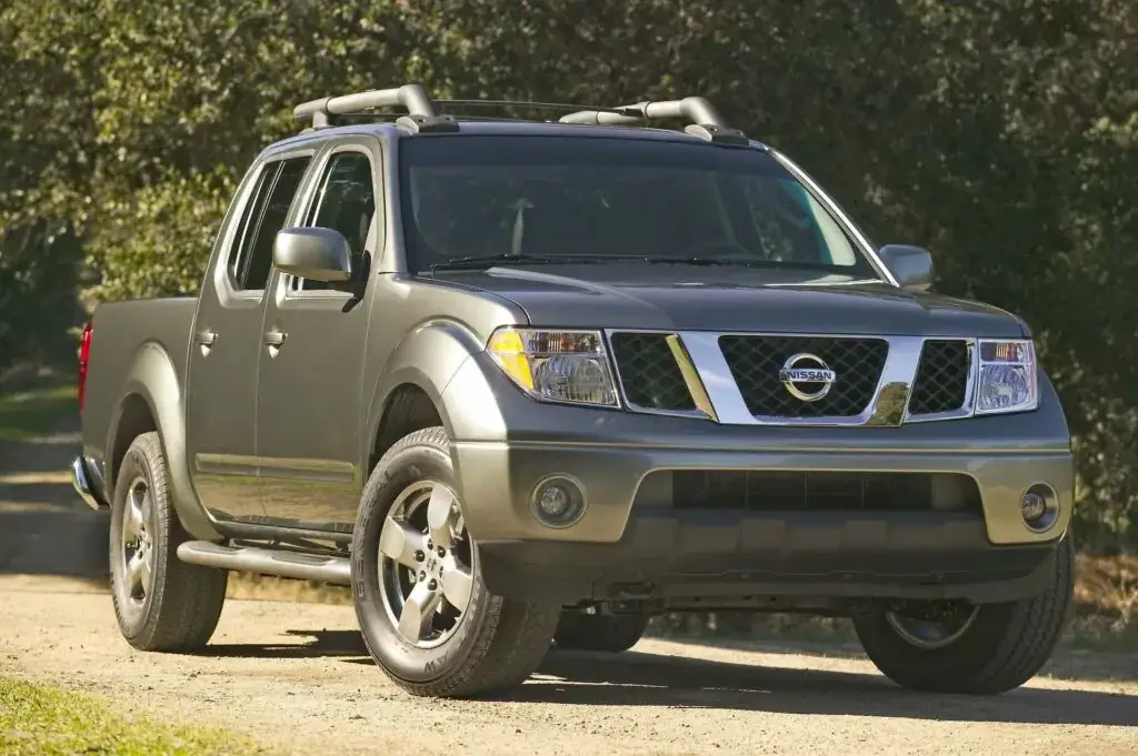 4. Peor año: Nissan Frontier 2008 (calificación de 3.76)