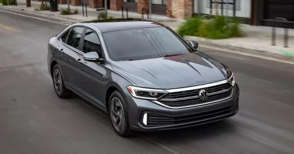 4.Volkswagen Jetta