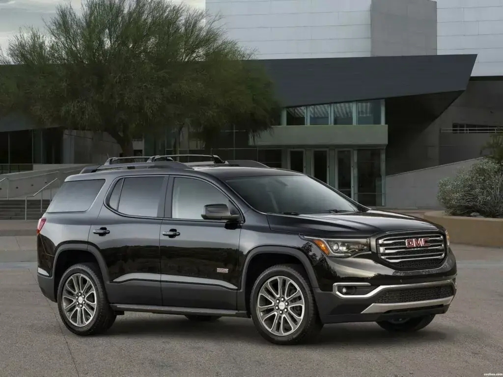 5. Mejor año: GMC Acadia 2018 (calificación de 4.16)
