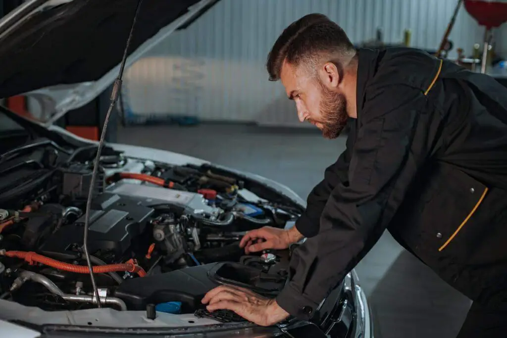 5 secretos que tu mecánico de coches no compartirá