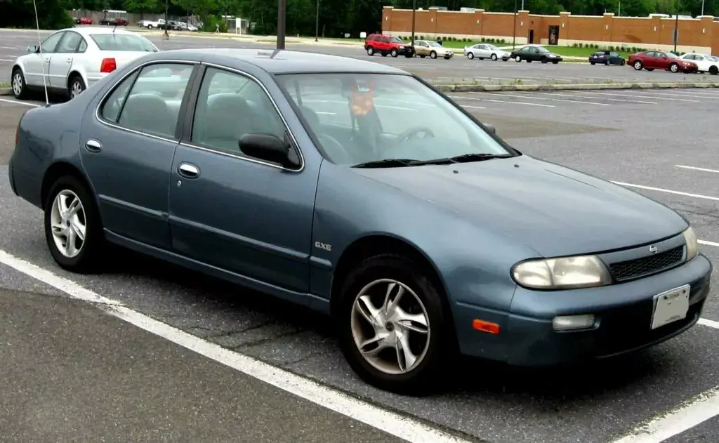 #6 Mejor año: 1993 Nissan Altima (4.40 Rating)