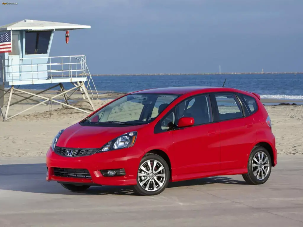 #7 Peor año: Honda Fit 2012 (calificación de 3.71)