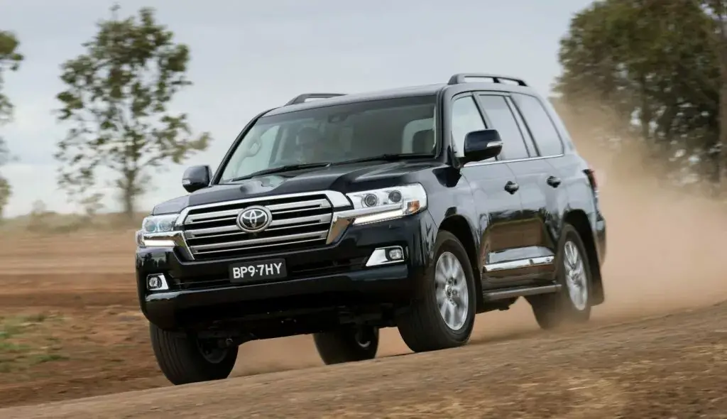 7. Peor año: Toyota Land Cruiser 2016 (calificación de 4.24)