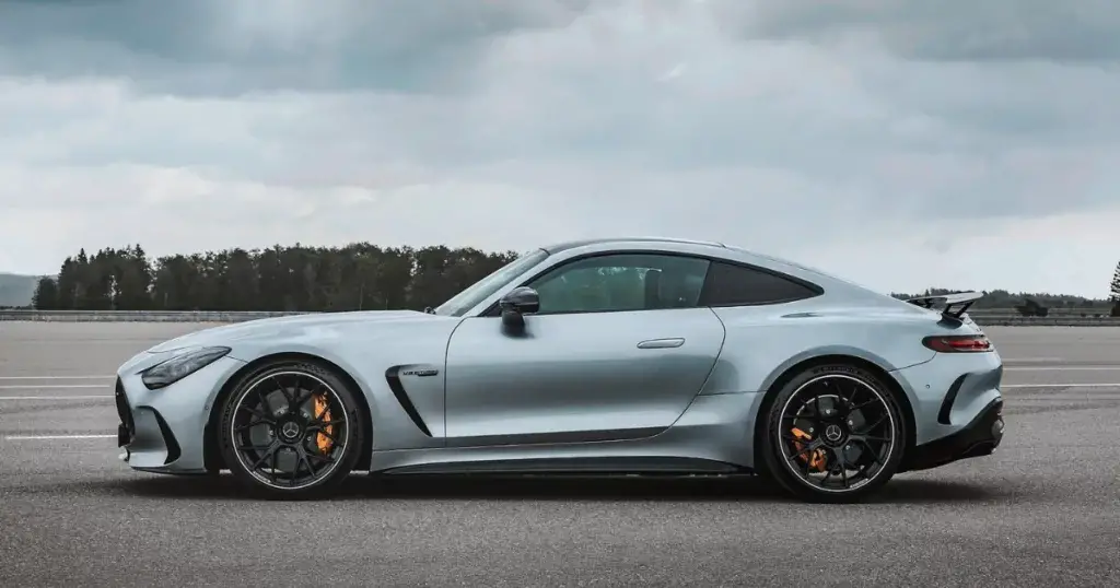 7. Mercedes-AMG GT