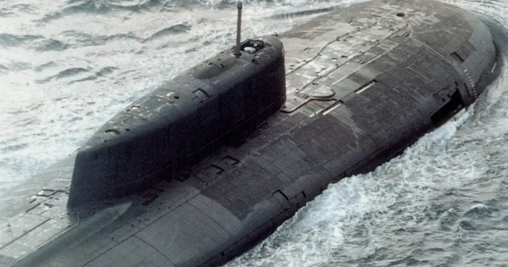 7. Submarino clase Oscar II, Rusia (155 m)