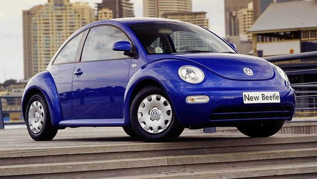 #8 Peor año: Volkswagen Beetle 2006 (calificación de 3.97) #8 Peor año: Volkswagen Beetle 2006 (calificación de 3.97)