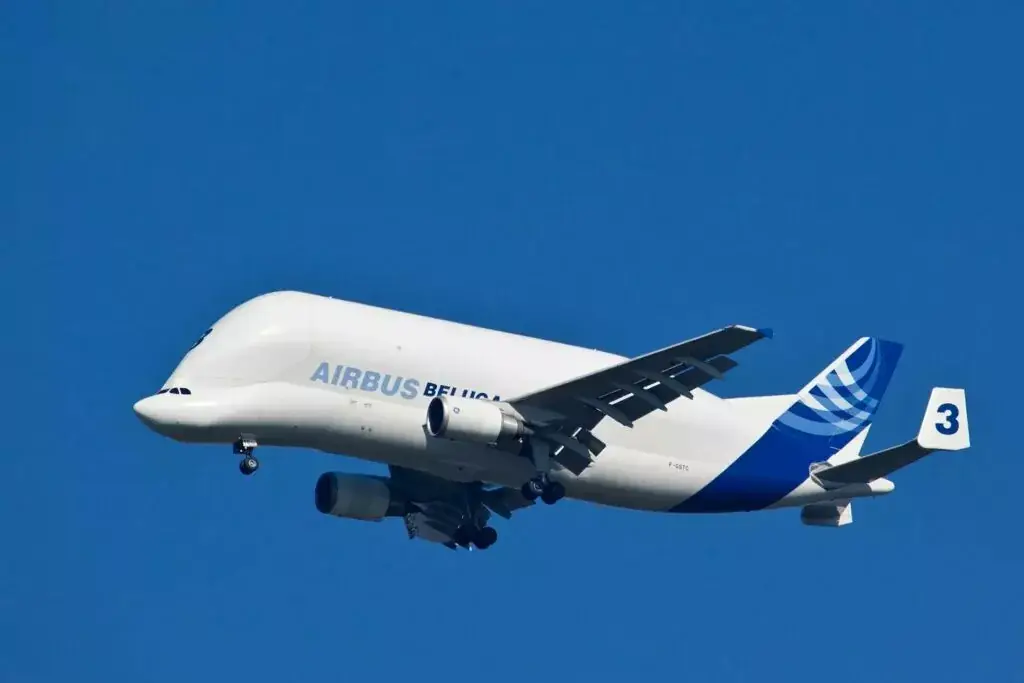8. Aviones de carga