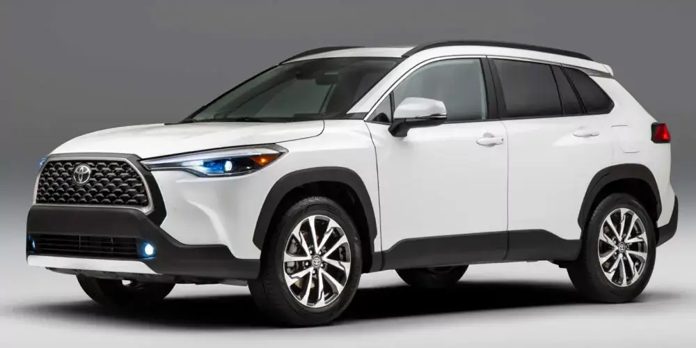 8. Toyota Corolla Cruz: