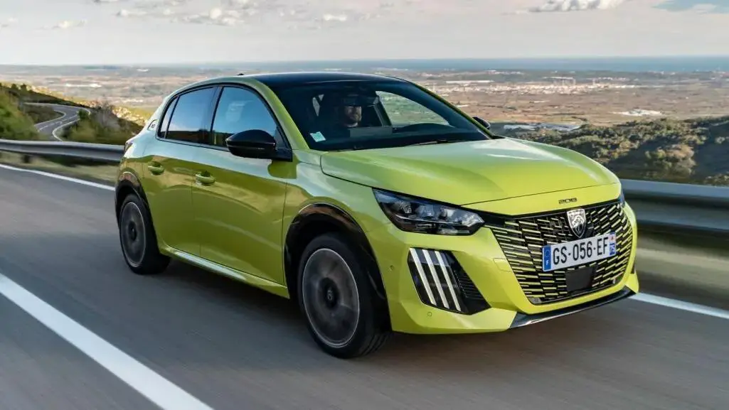 Peugeot e-208