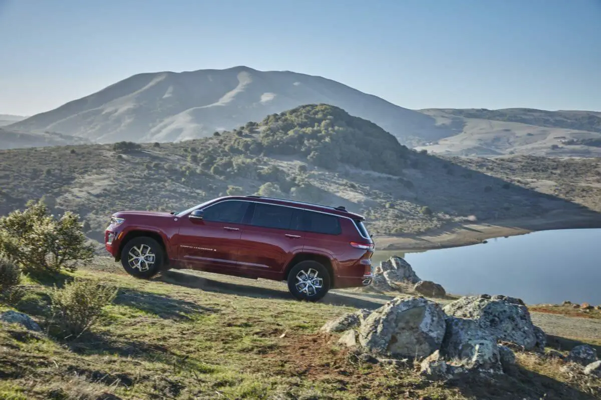 Alineación del Grand Cherokee L 2021