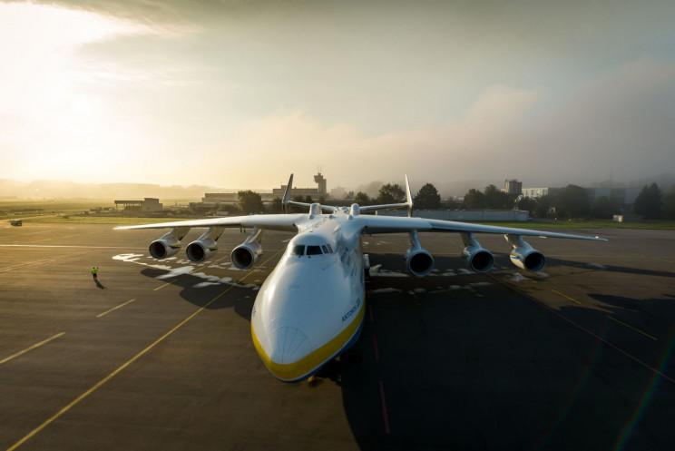 El avión de carga más grande del mundo. El Antonov An-225