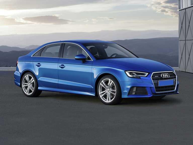 Audi A2020 3 azul desde el lado del pasajero delantero