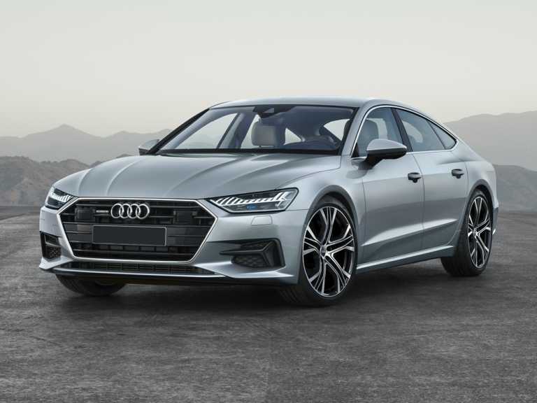 Audi A2021 7 plateado desde el lado del conductor delantero