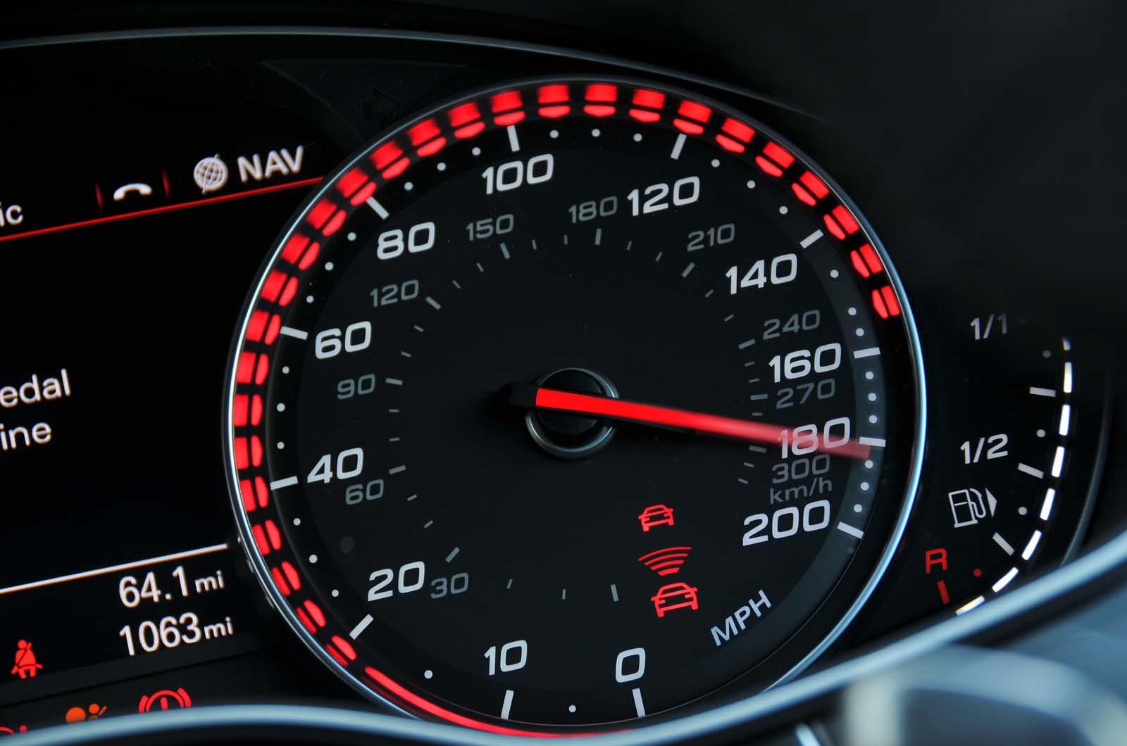 ¿Cuál es la diferencia entre caballos de fuerza y torque?