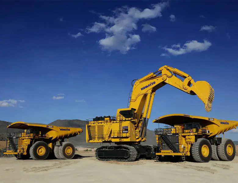 El Komatsu PC8000-6 es enorme