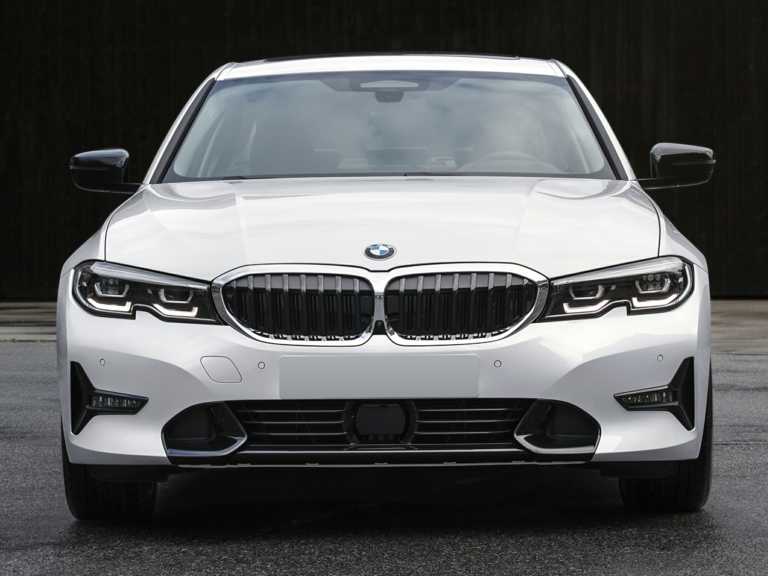 BMW Serie 2020 3 blanco desde la parte delantera